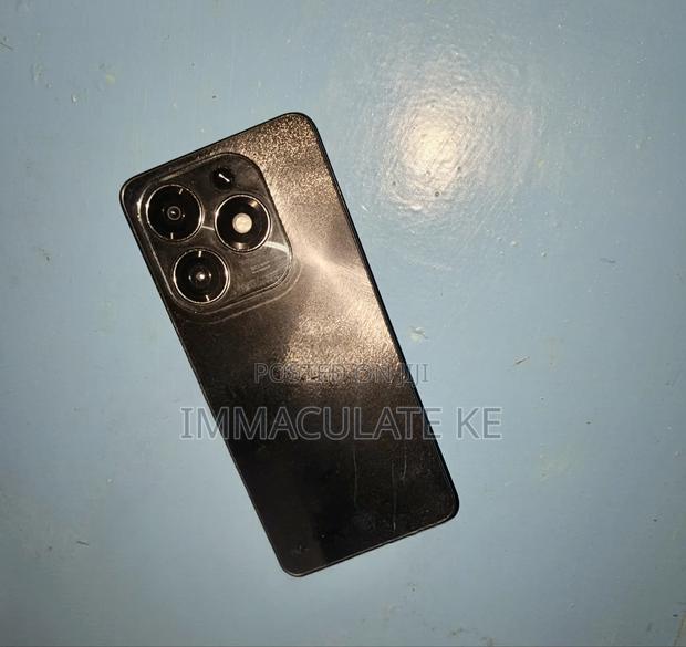 Tecno Spark 20 128 GB Black