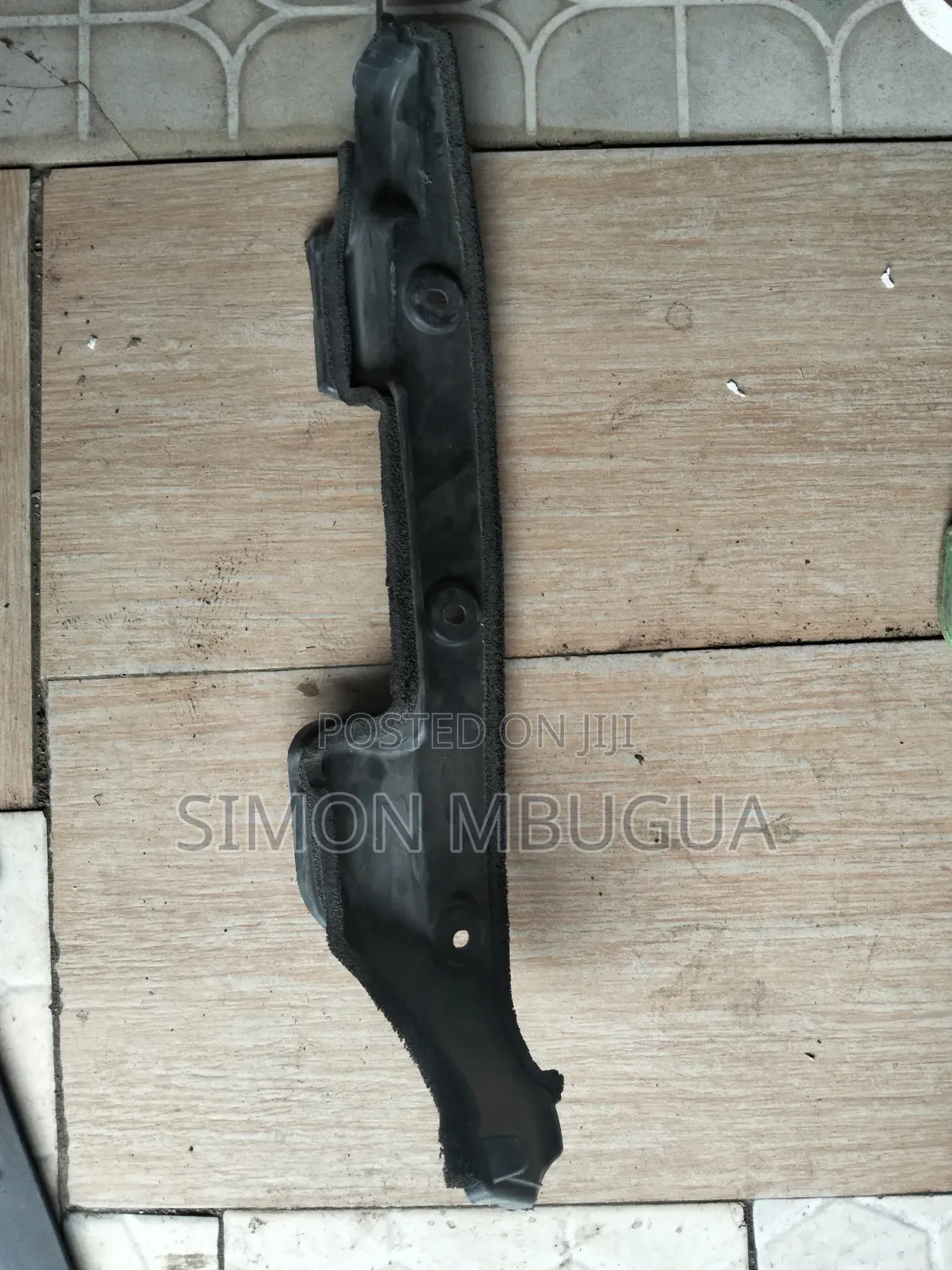 Toyota Crown Front Bumper Seal