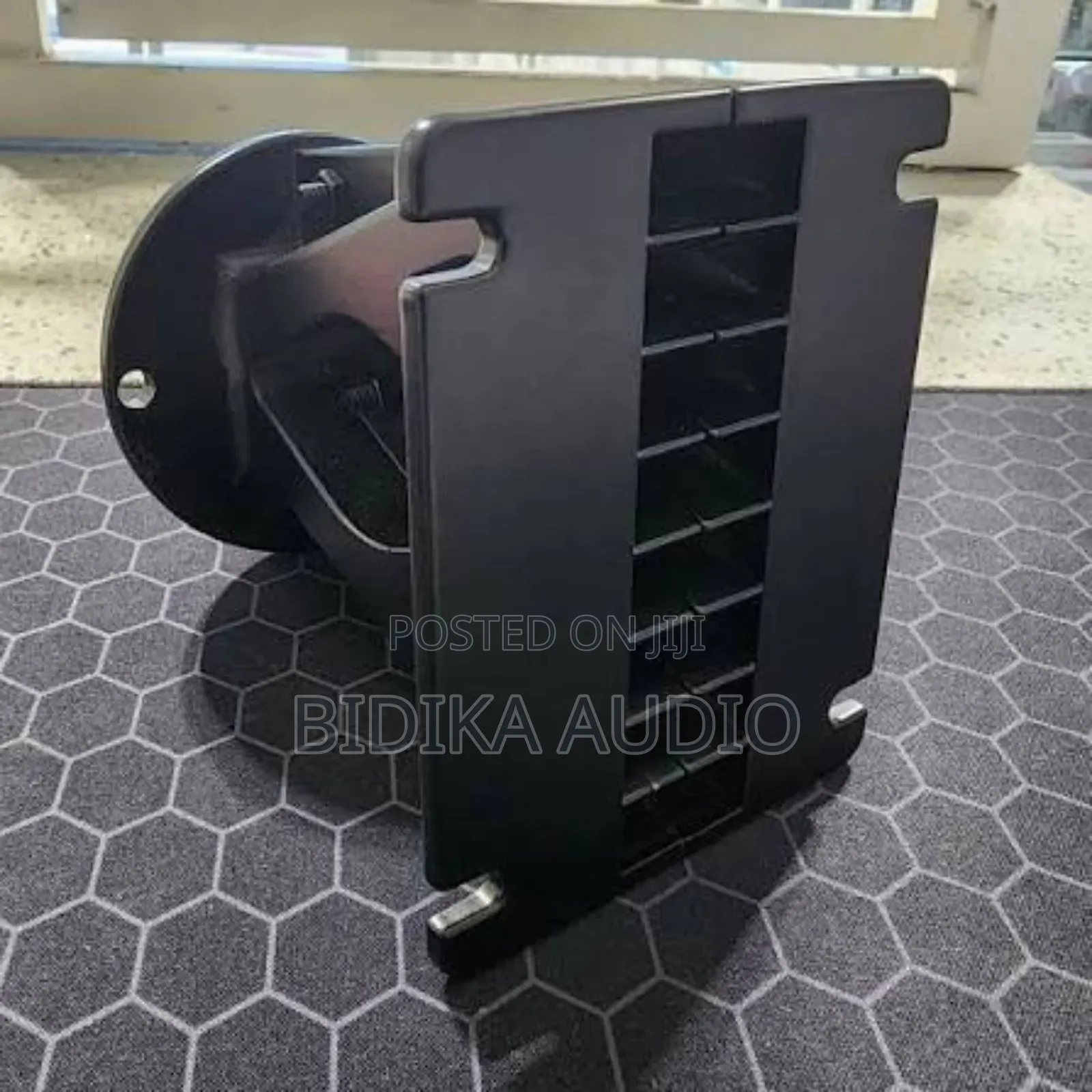 New Line Array Flare