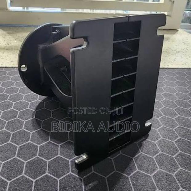 New Line Array Flare