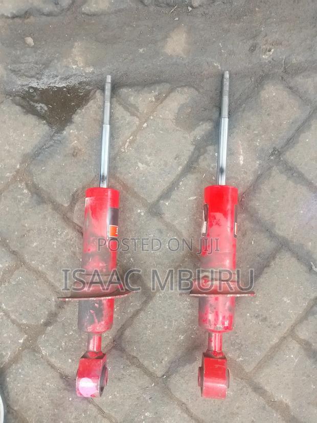 Navara 4wd Front Shocks.