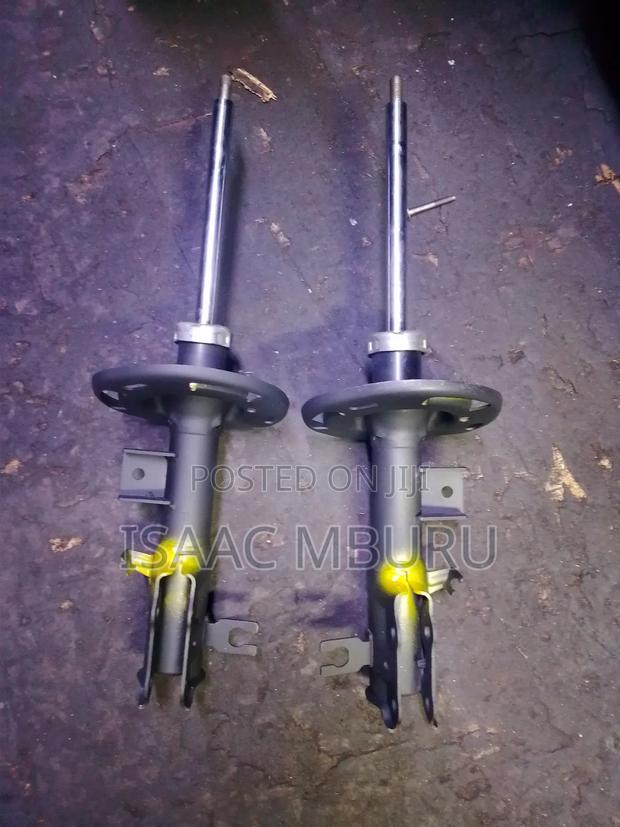 Front Demio 2016 Shocks