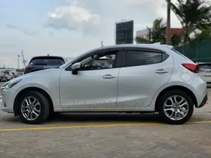 Mazda Demio 2018 White