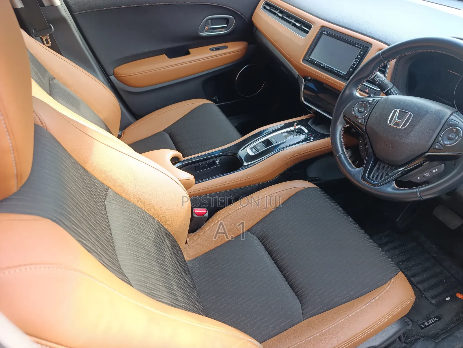Honda Vezel 1.5 Hybrid 2WD 2019 Off white