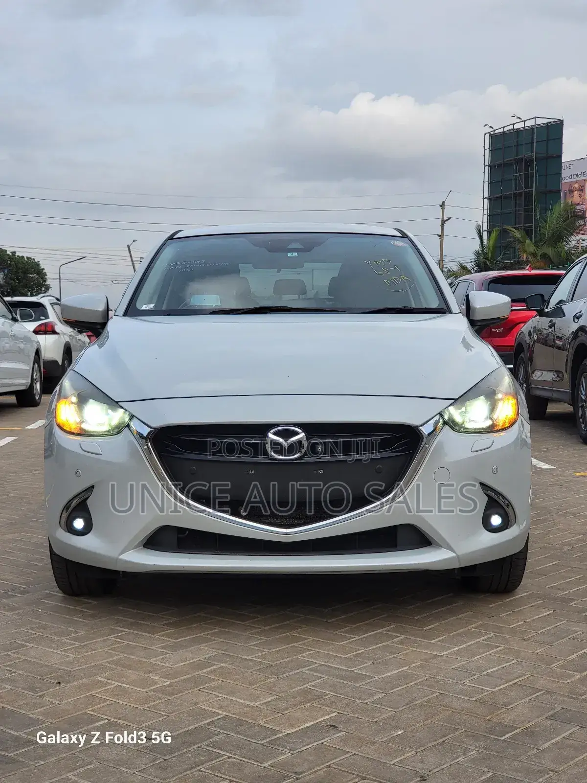 Mazda Demio 2018 White