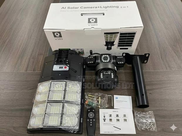 Triple Lens Solar Floodlight 180w 4g CCTV Camera – 6mp