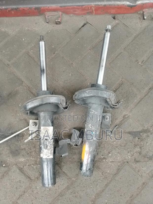 Front Volvo V40 2012 Shocks.