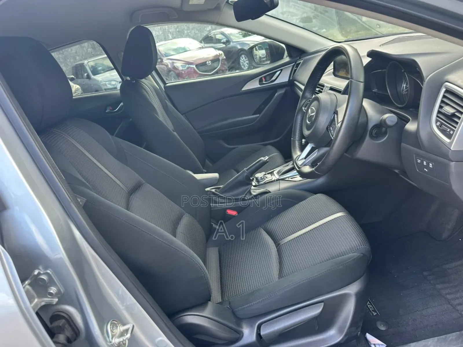 Mazda Axela 2018 Silver