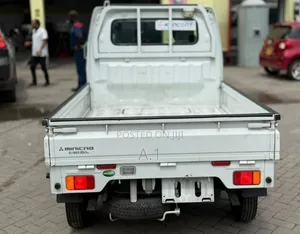 Mitsubishi Minicab Mini Truck