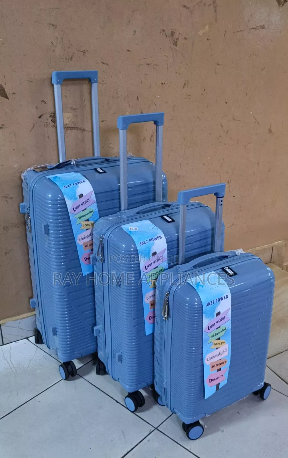 Size 4 Unbreakable Pp Suitcases 3 in 1