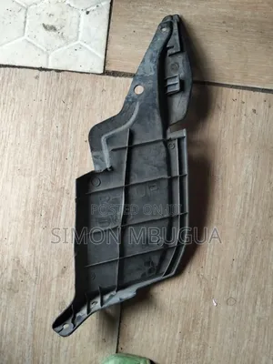 Nissan Note Rear Bumper Closing Plate/Seal/Mudguard