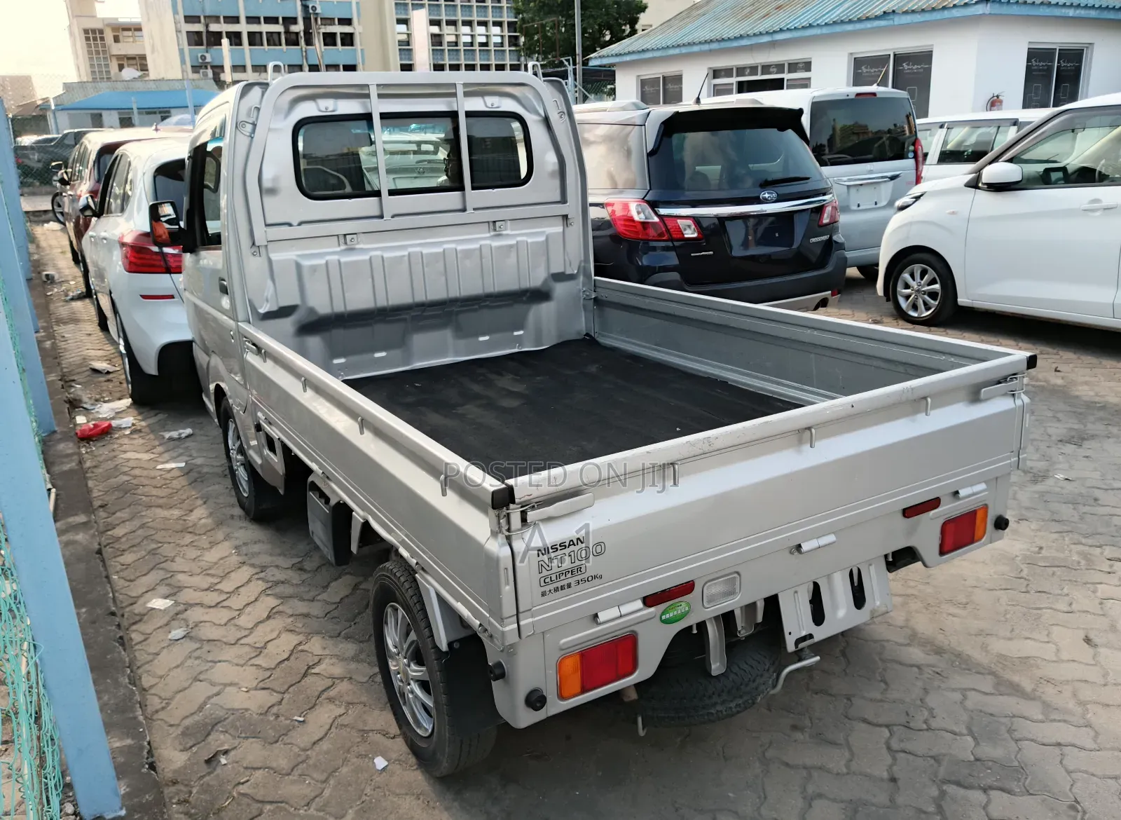 Nissan Nt 100 Truck