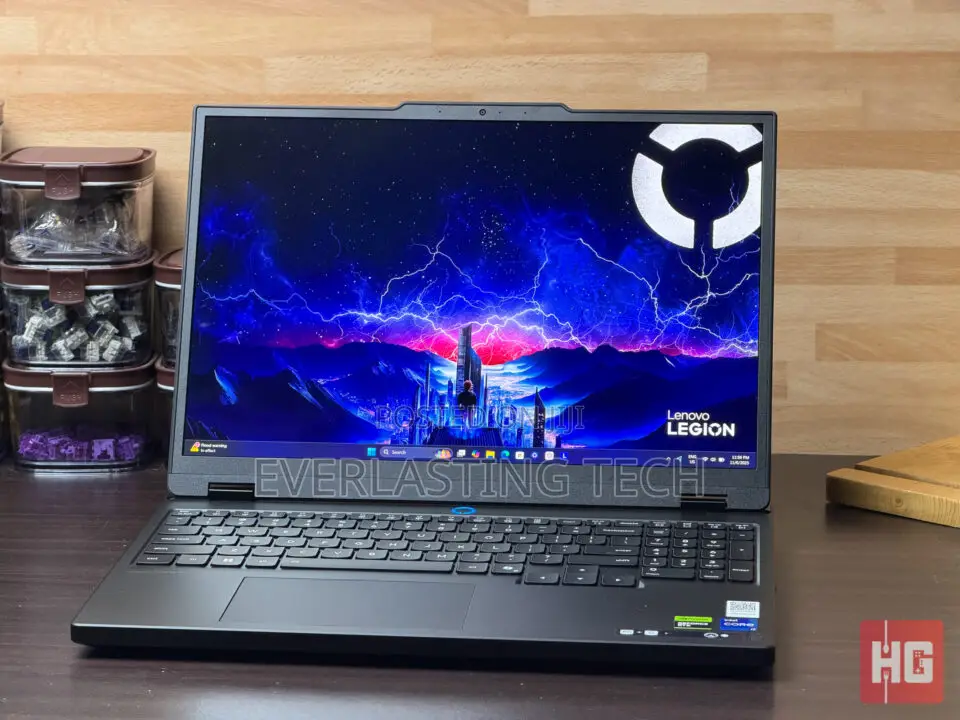 New Laptop Lenovo Legion 5 32GB Intel Core Ultra 9 SSD 1T