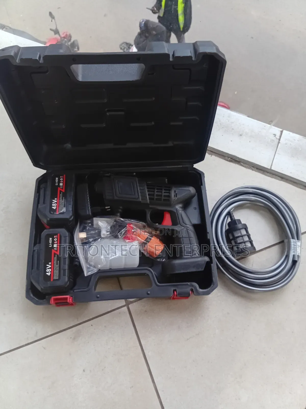 Cordless High Pressure Car Wash Machine