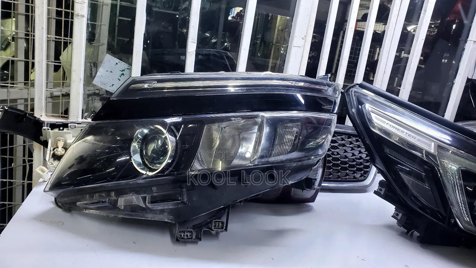 Toyota Voxy 2016 Xenon Headlights