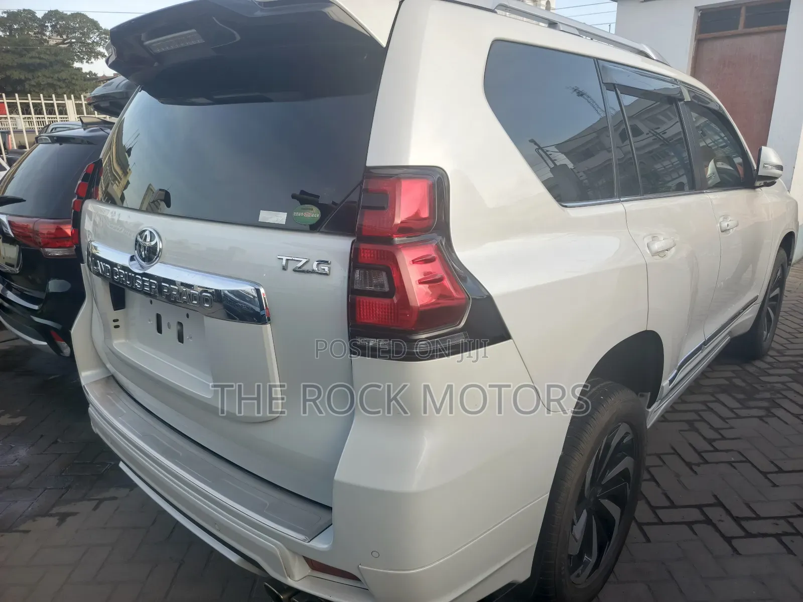 Toyota Land Cruiser Prado 2020 White