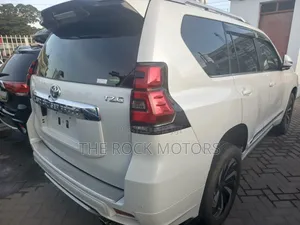 Toyota Land Cruiser Prado 2020 White