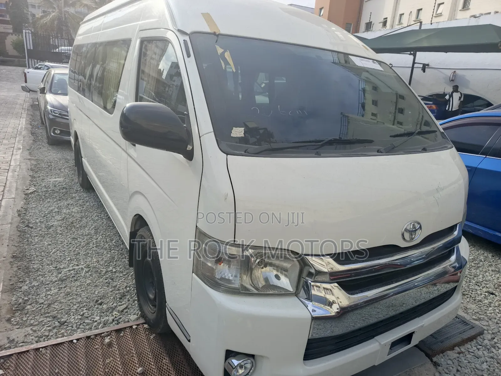 Toyota Grand HiAce 2019 White