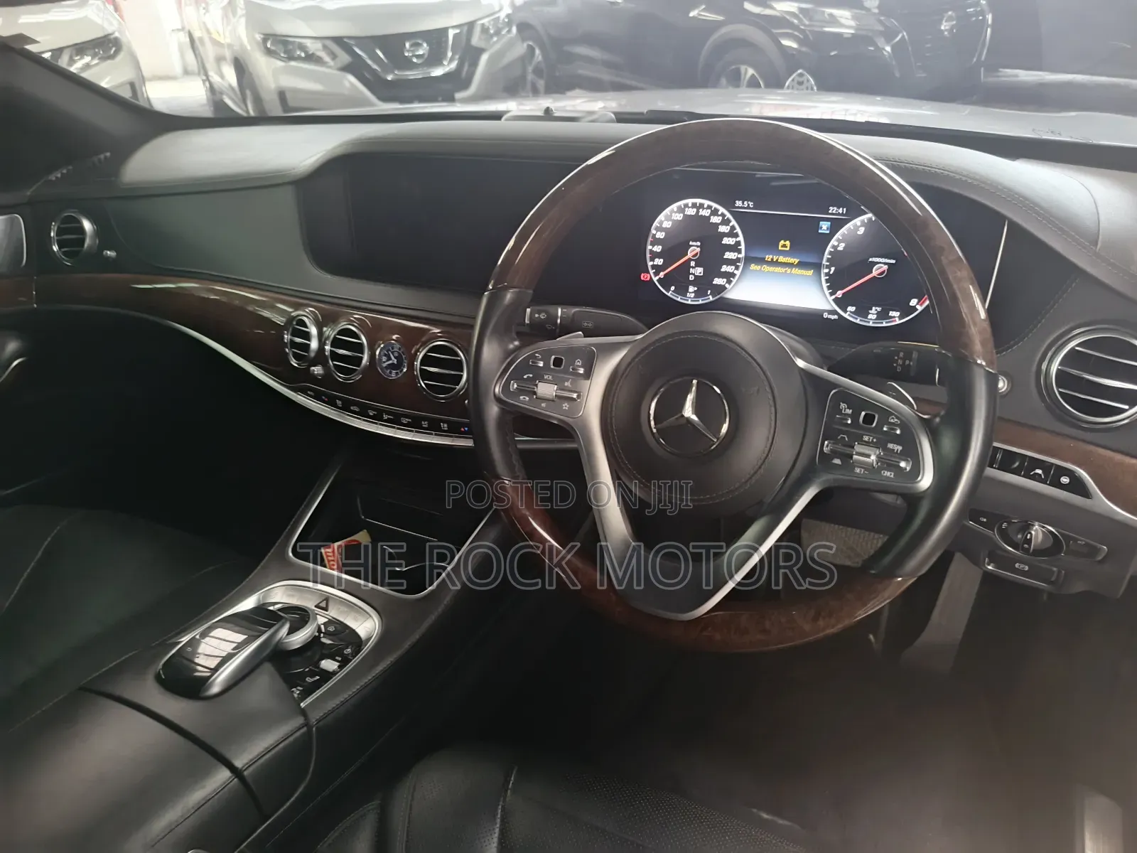 Mercedes-Benz Maybach 2023 Silver