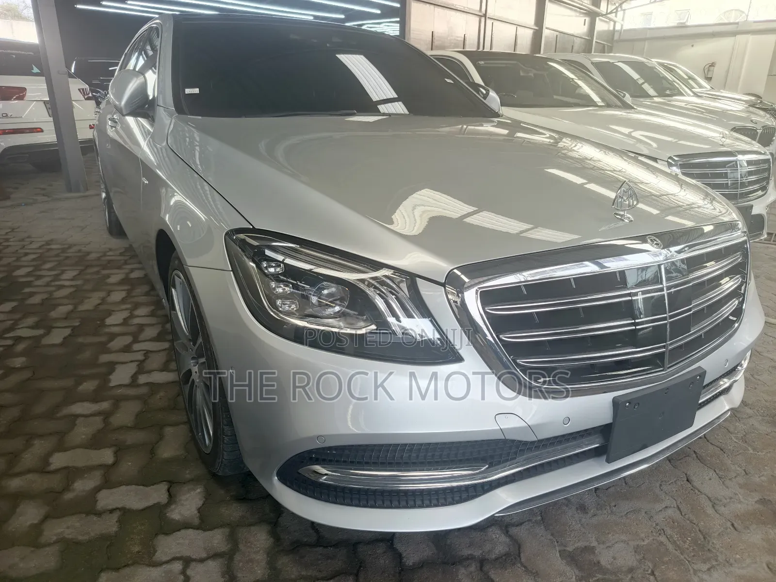 Mercedes-Benz Maybach 2023 Silver