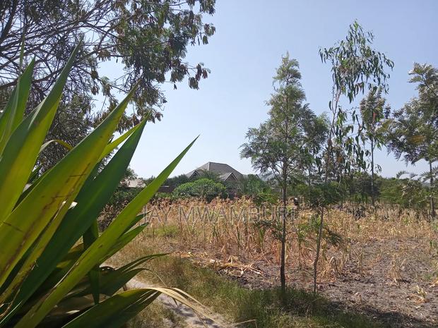 1 Acre Kenol Machakos - thumbnail 7