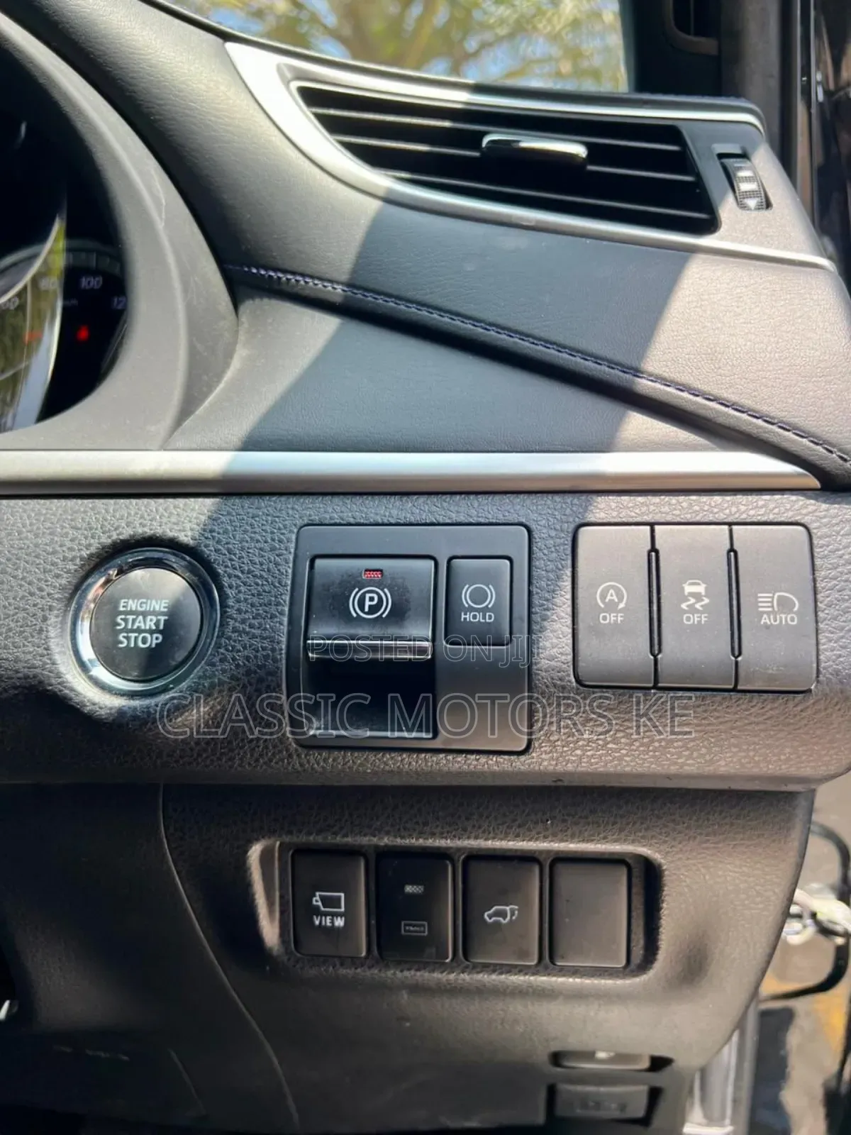 Toyota Harrier 2.0 2019 Black