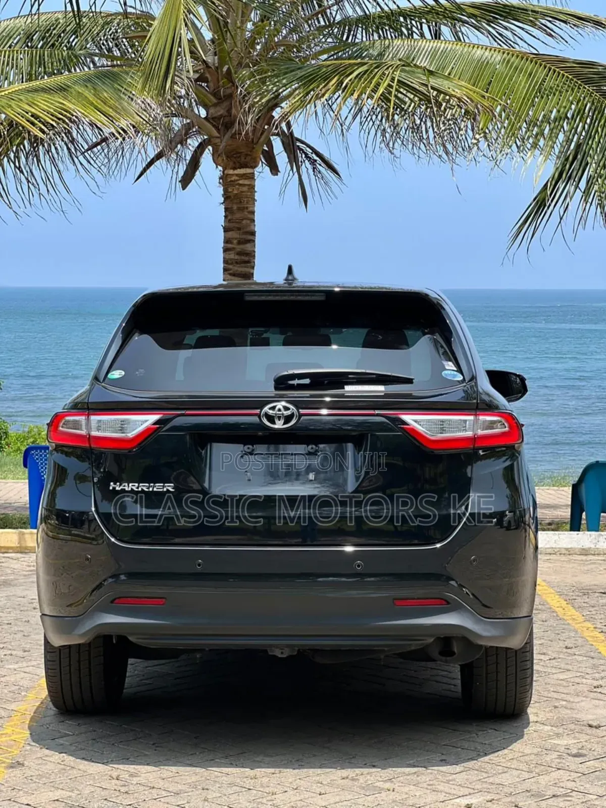 Toyota Harrier 2.0 2019 Black