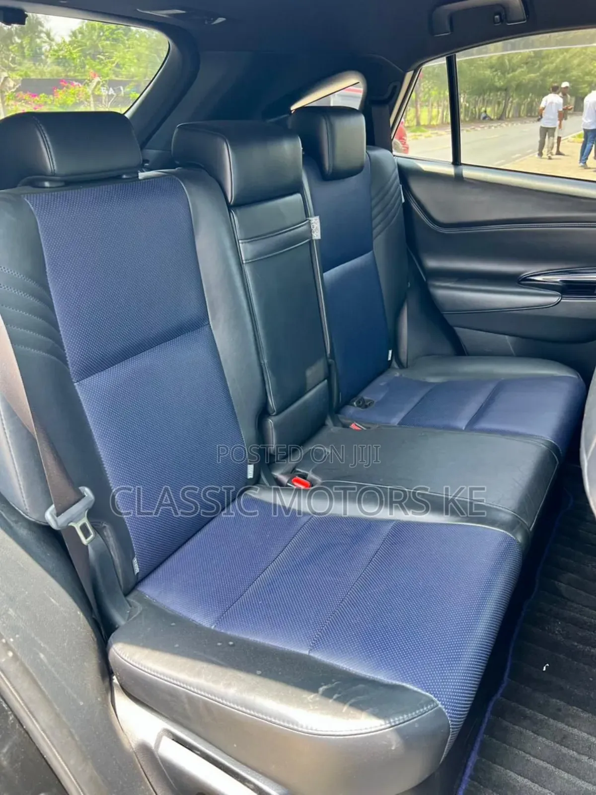 Toyota Harrier 2.0 2019 Black