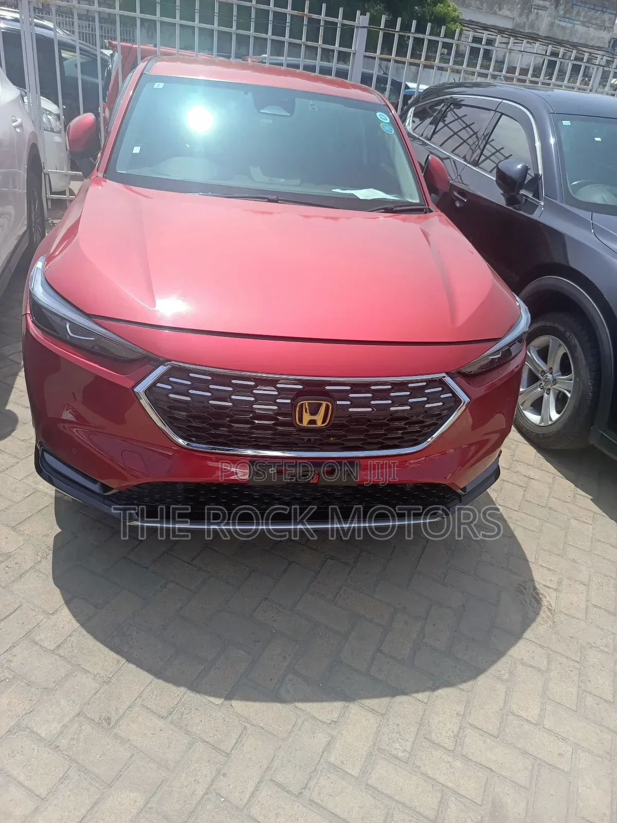 Honda Vezel 2021 Red
