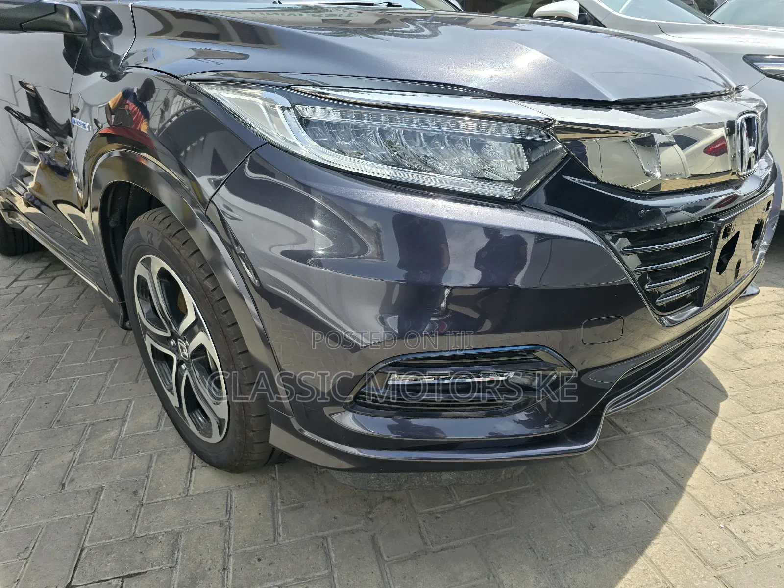 Honda Vezel 1.5 2WD 172 hp 2019 Brown