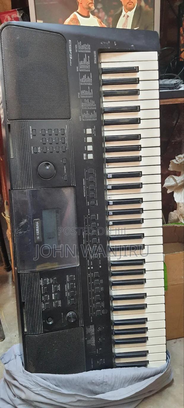 Yamaha Keyboard - thumbnail 6