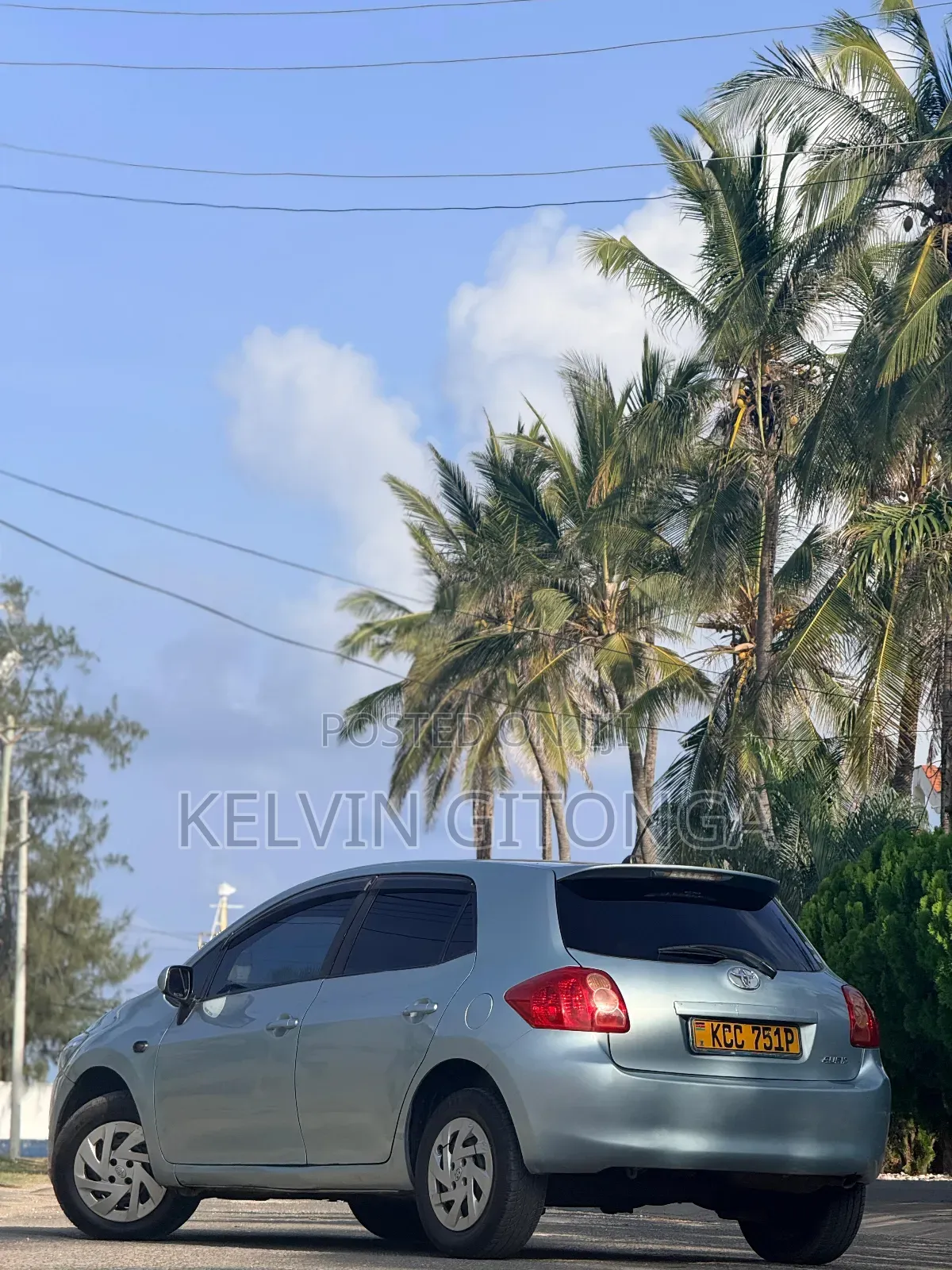 Toyota Auris 2010 Green