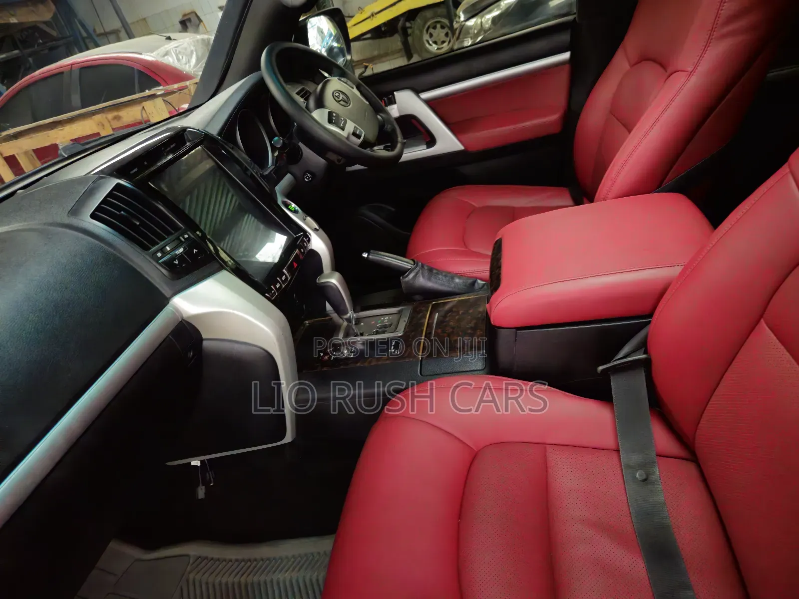 Toyota Land Cruiser 2014 White