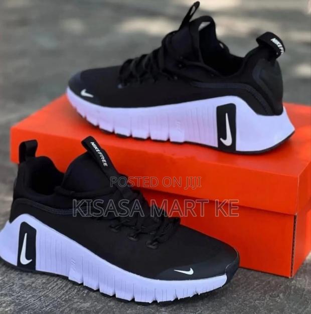 Nike Free Metcon Shoes Size 40–45 - thumbnail 2
