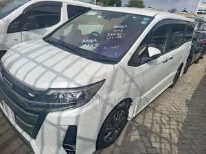 Toyota Noah 2019 White