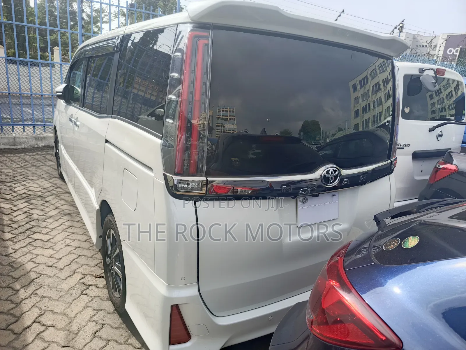 Toyota Noah 2019 White