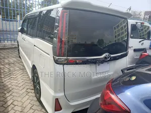 Toyota Noah 2019 White