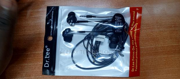 Dr Lee Earphones - main view
