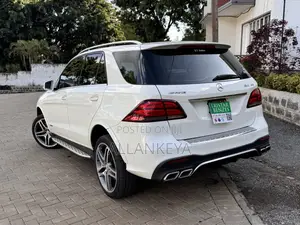 Mercedes-Benz GLE-Class 2015 White