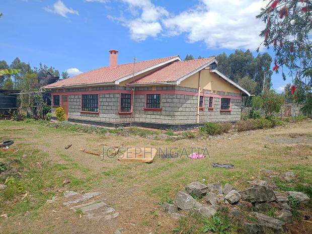 8 Acres in Market - thumbnail 6