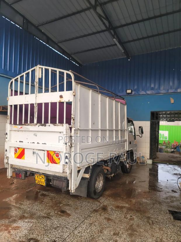 Isuzu Elf Truck