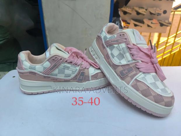 Shoes on Sale - thumbnail 10