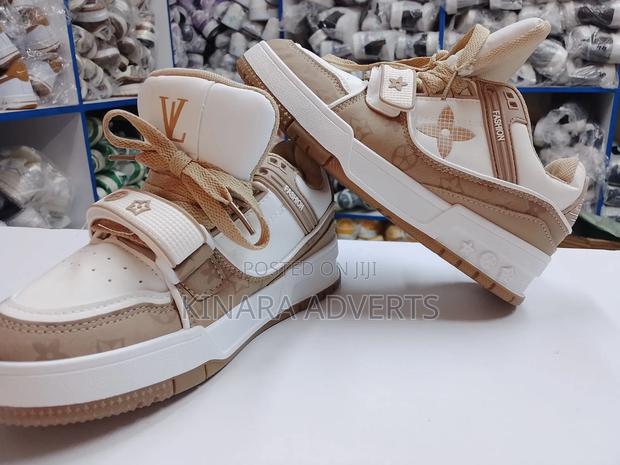 Shoes on Sale - thumbnail 11