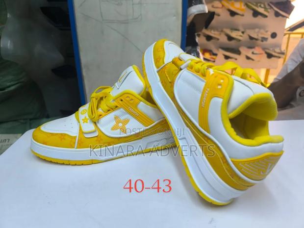 Shoes on Sale - thumbnail 12
