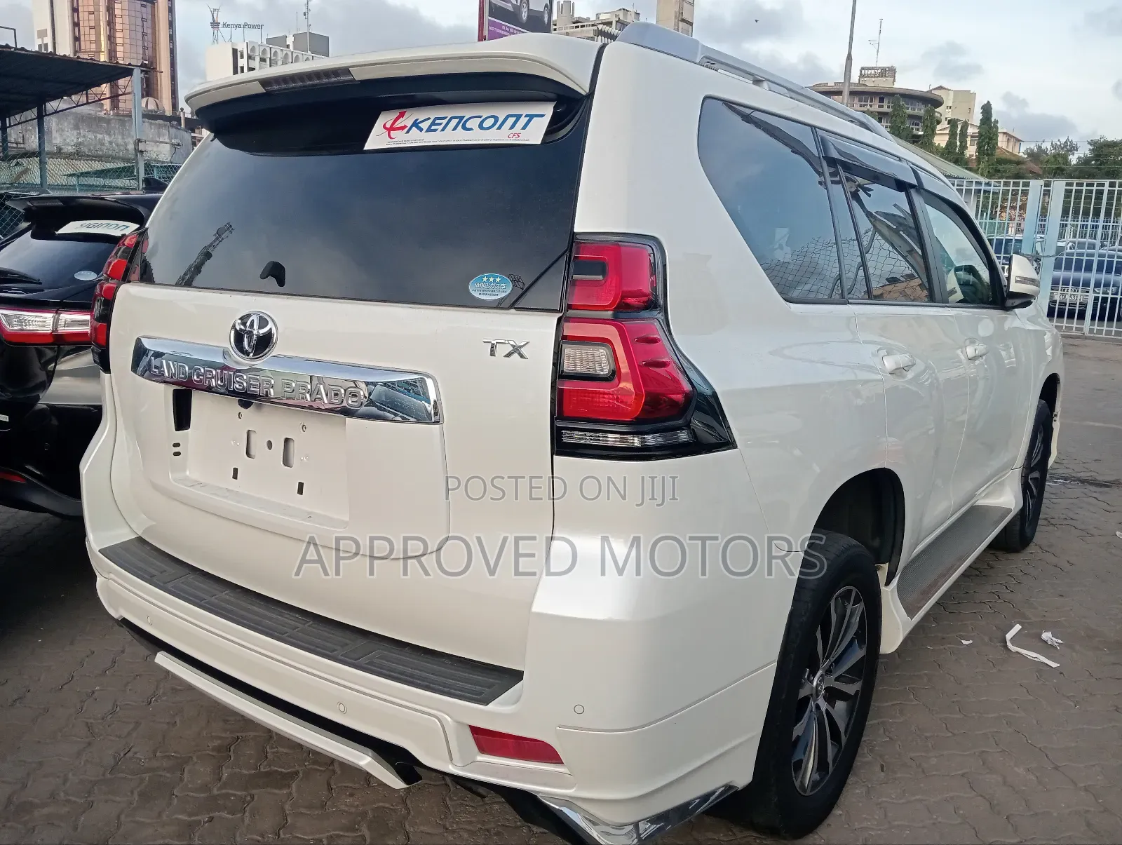 Toyota Land Cruiser Prado 2019 White