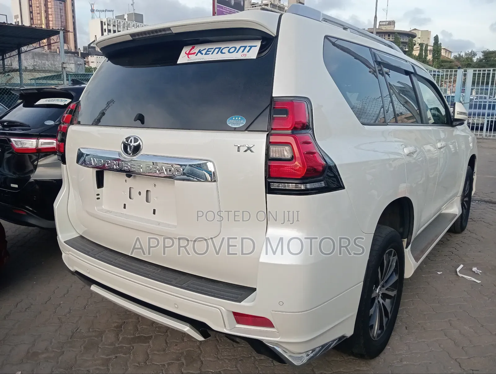 Toyota Land Cruiser Prado 2019 White