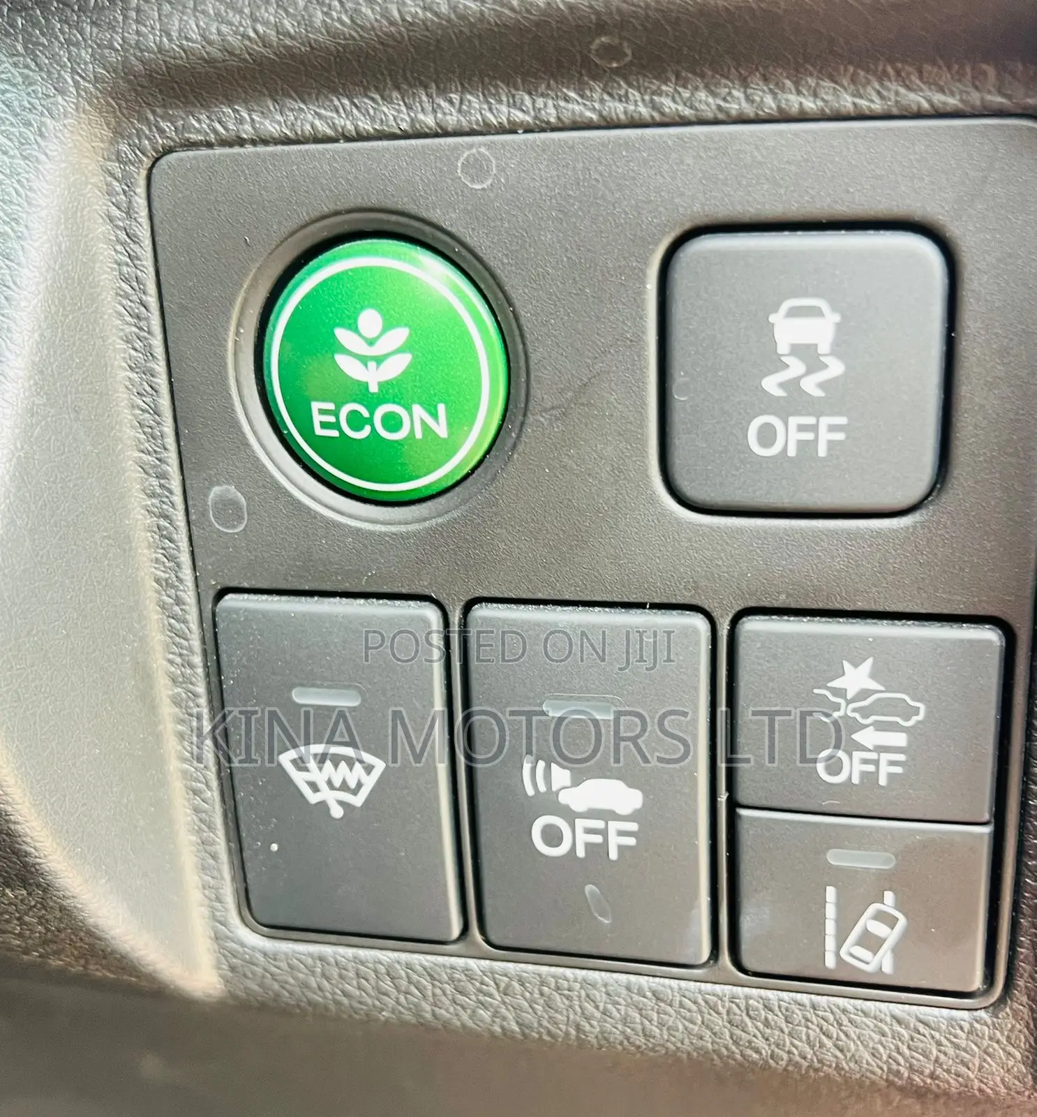 Honda Vezel 1.5 Hybrid 2WD 2019 Red