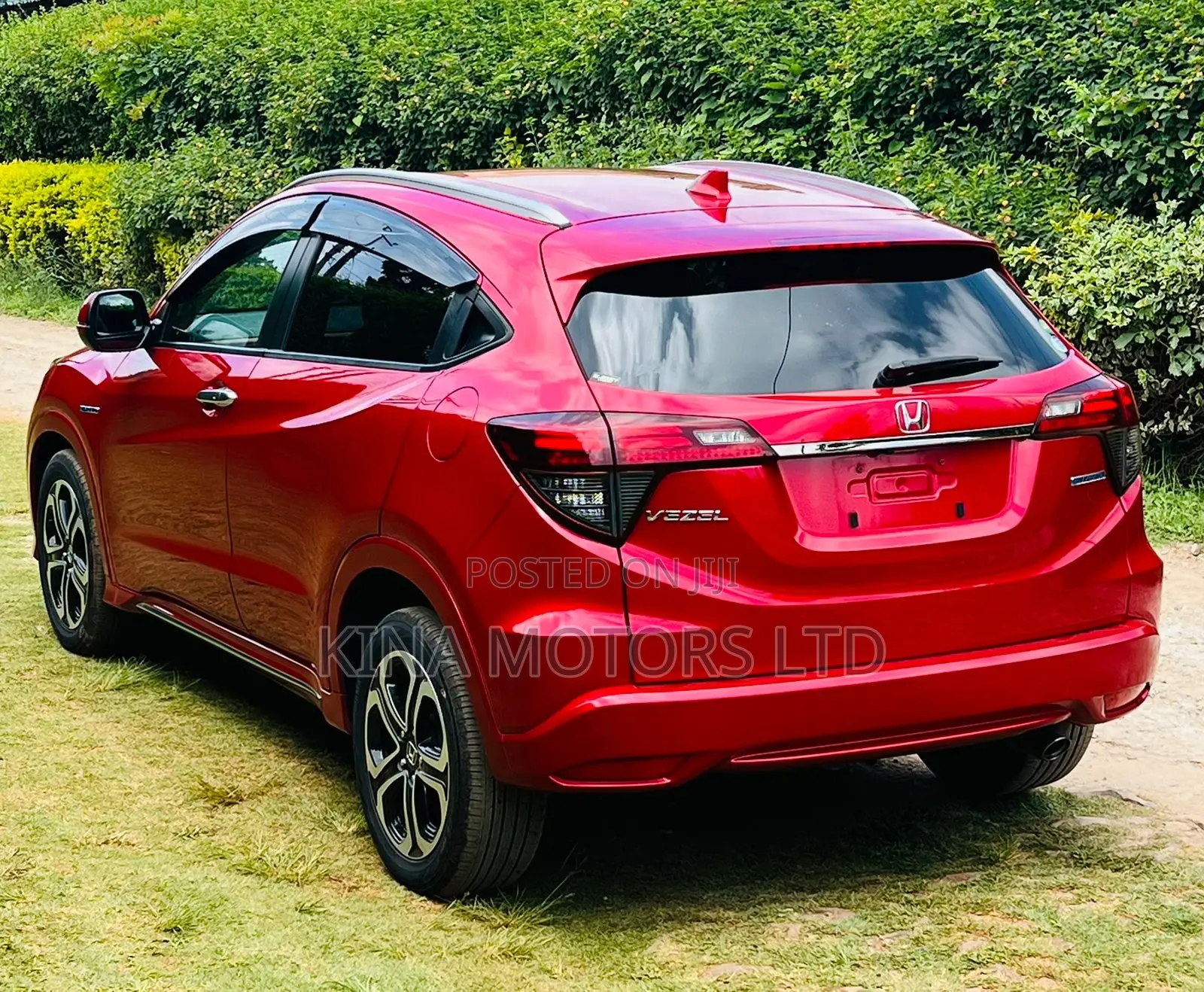 Honda Vezel 1.5 Hybrid 2WD 2019 Red