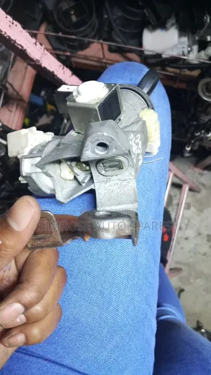 Toyota Vitz 1kr New Model Ignition Switch.