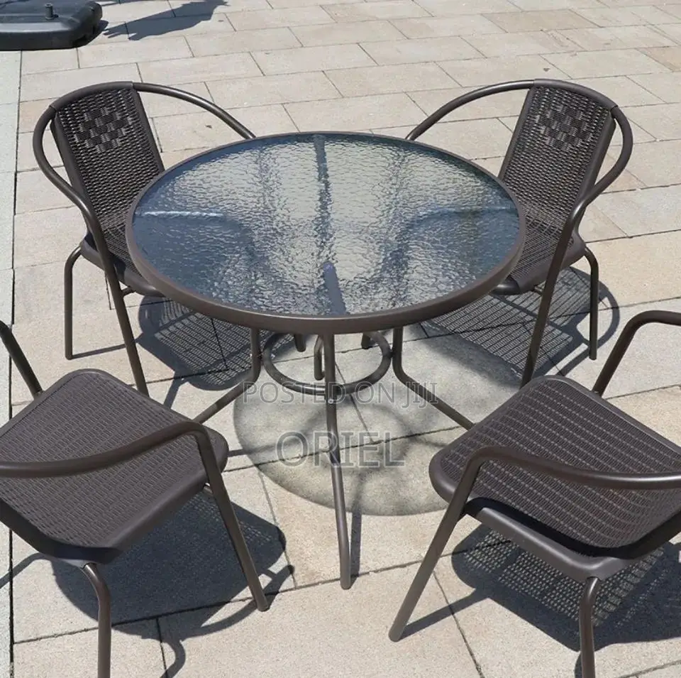 Dining Tables: Lightweight 3-Piece Outdoor Dining Set
